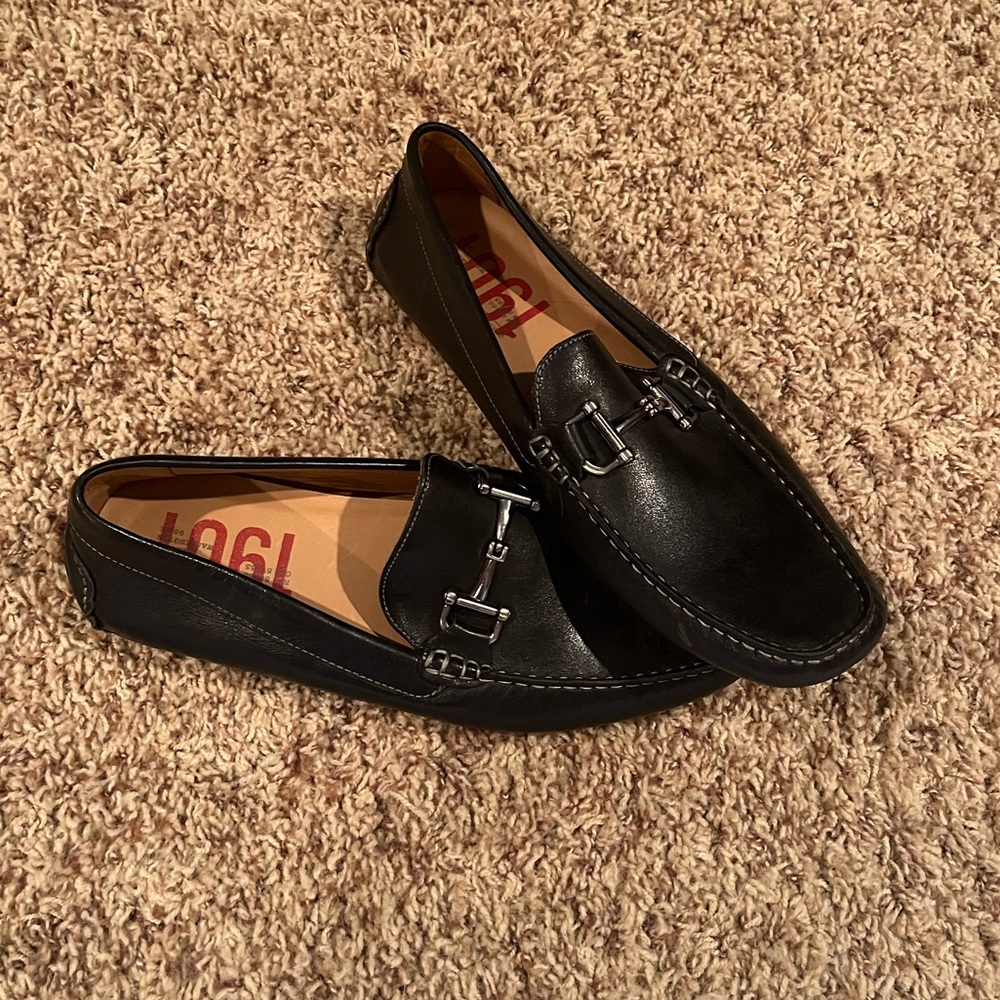 Men’s 1901 leather dress loafers